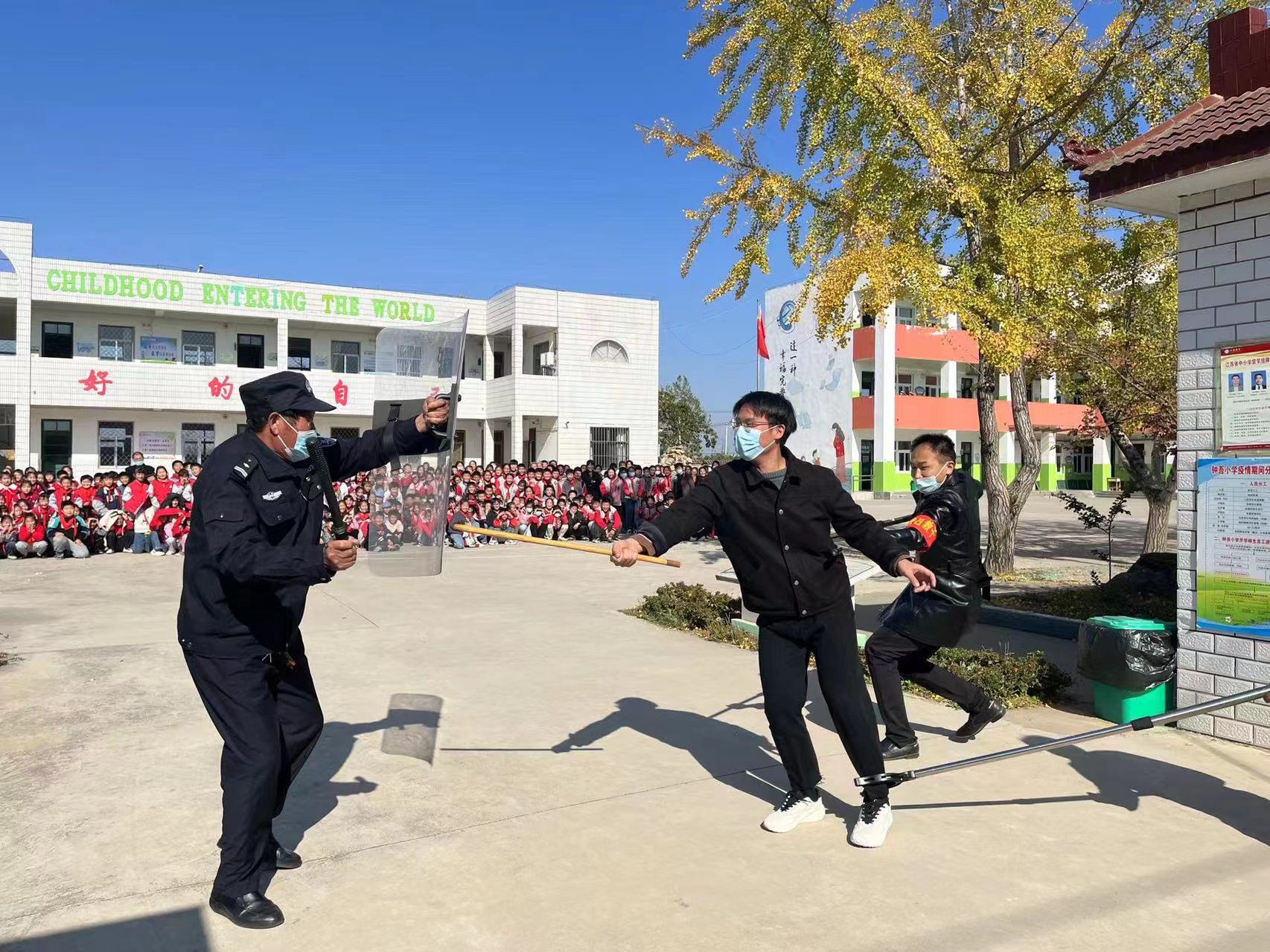 “预防校园暴力，杜绝校园欺凌” ——马陵山镇钟吾小学防欺凌防暴安全演练