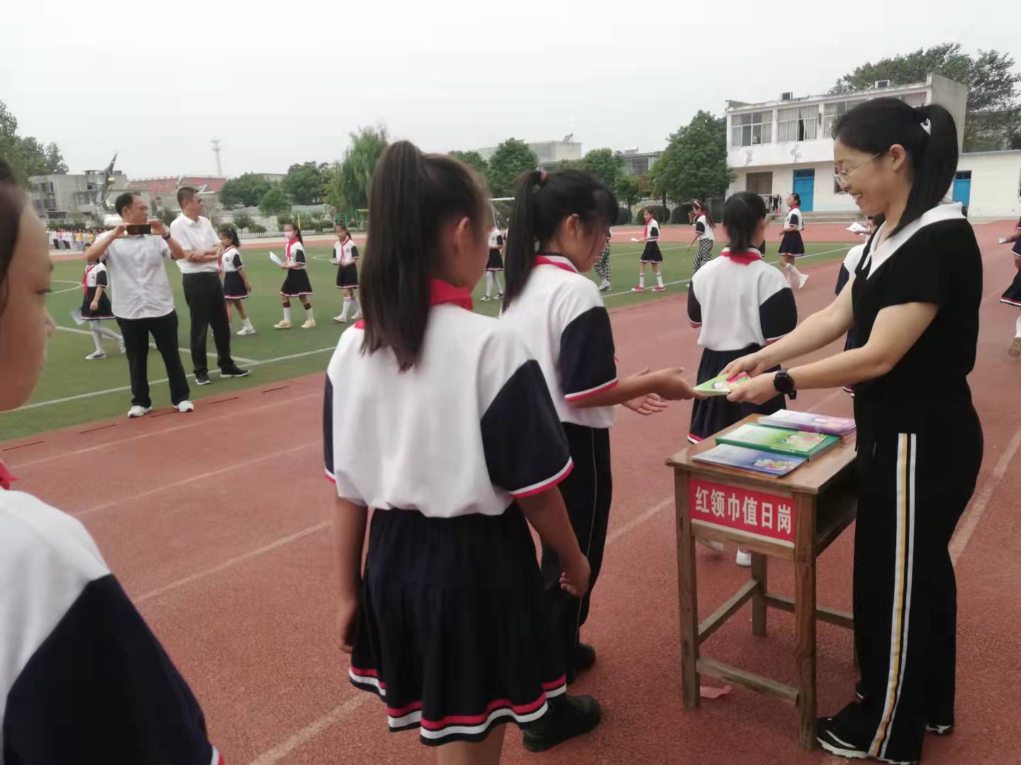 空中警察，电波卫士——“无线电管理宣传月”活动走进马陵山镇中心小学